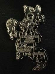 (PTD) Pin Trader&#039;s Delight Series - Foxy Loxy - DSSH