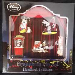 Mickey & Friends Broadway Pin Set