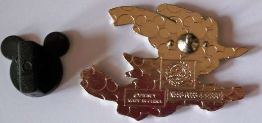 6238 - Halloween 2015 - Halloween Figaro and Minnie Pin Set - Witch Minnie Riding a Broom ONLY alternate image