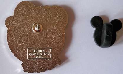 'Major League Baseball (MLB) - Mickey Mouse Los Angeles ANGELS of Anaheim Face on Baseball - DLIC'