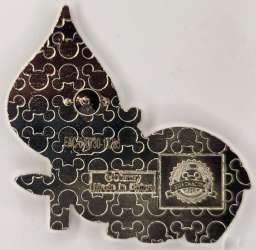 16163 - It's A Small World Mystery Collection - Goodbye - Hippopotamus - Salani Kahle alternate image