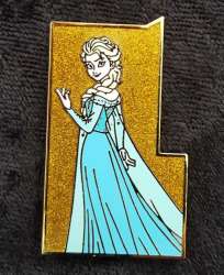 6489 - Castle Collection Mystery - Elsa - Disney Fan Club alternate image