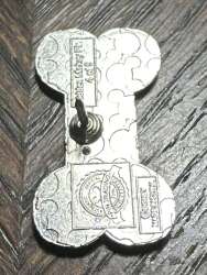 16714 - 2017 Hidden Mickey - Disney Dog Bones - Bolt - Walt Disney World alternate image