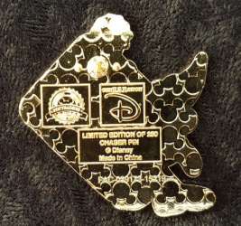 5040 - GenEARation D - Disney Life Lessons Mystery Collection - Sorcerer Mickey Chaser - Walt Disney World alternate image