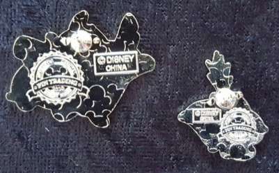 Lilo &amp; Stitch - Stitch and Scrump on Pillows - WDW