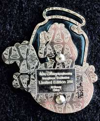 Alice in Wonderland - Alice - Curiouser And Curiouser - WDI