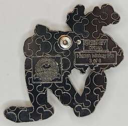17331 - WDW Hidden Mickey Series 2010: Characters Holding Good Collection - Goofy - Walt Disney World alternate image