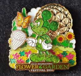 14451 - EPCOT International Flower & Garden Festival 2014 - Mickey Mouse with Butterfly Topiary - Walt Disney World alternate image