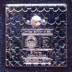 22061 - Disneyland 60th Anniversary Castle Puzzle Mystery Collection - Hitchhiking Ghosts - Disneyland Resort alternate image