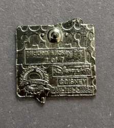 17780 - HKDL Hidden Mickey - Snow White & the Seven Dwarfs - Bashful - Hong Kong Disneyland alternate image