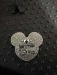 17791 - 2009 Hidden Mickey - Colorful Mickey Heads - Colorful Mickeys (Green) - Walt Disney World alternate image