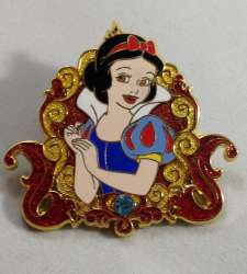 710 - Disney Girls Reveal/Conceal Mystery Collection - Snow White - Disneyland Resort alternate image