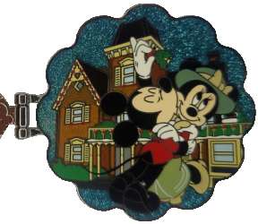 17825 - Gingerbread House Collection 2016 - Hinged Grand Floridian Wreath - Walt Disney World alternate image