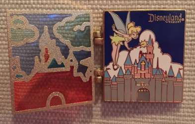 8363 - Disneyland Stained Glass Attraction Storybook Series - Sleeping Beauty Castle & Tinker Bell - Theme Park Cast Member Exclusive alternate image