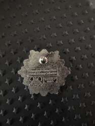 18273 - 2007 Hotel Hidden Mickey - Snowflake - Pluto - Disneyland Resort alternate image