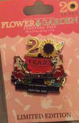 841 - Epcot International Flower & Garden Festival 2013 - Chip & Dale - Walt Disney World alternate image