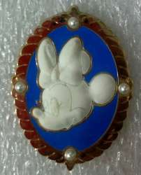 Minnie Mouse Cameo
