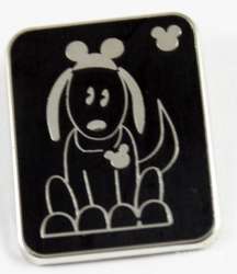 2008 Hidden Mickey - Pets with Mouse Ears - Family Dog with Mouse Ears - WDW