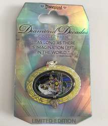 6914 - Disneyland Diamond Decades Collection - Haunted Mansion Holiday Spinner - Disneyland Resort alternate image