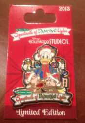 Osborne Family Spectacle of Dancing Lights - Donald Duck with Chip &amp; Dale - WDW