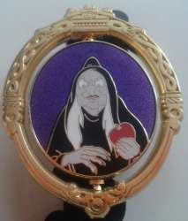 12638 - Disney Villains Spinner - Evil Queen / Old Hag Spinner - Disney Store UK alternate image