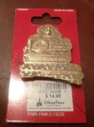Osborne Family Spectacle of Dancing Lights - Donald Duck with Chip &amp; Dale - WDW