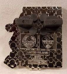 20314 - Beauty and the Beast 25 Enchanted Years Reveal and Conceal Mystery Set - Cogsworth the Clock alternate image