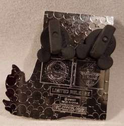 20315 - Beauty and the Beast 25 Enchanted Years Reveal and Conceal Mystery Set - Footstool alternate image