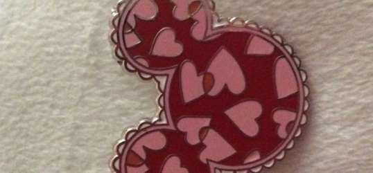 16487 - Valentine's Day - Mickey Icon with Hearts alternate image