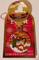 EPCOT Holidays Around The World 2016 - DVC Epcot Holiday Around the World - Chip and Dale 2016 - WDW