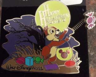 21752 - Trick or Treat 2004 - Chip - Cast Exclusive - Walt Disney World alternate image