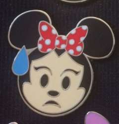 12545 - Emoji Blitz Collection - Minnie Mouse Emoji Booster Set - Worried Minnie ONLY alternate image