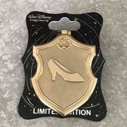 11735 - Hinged Princess Crest - Cinderella - Walt Disney Imagineering alternate image
