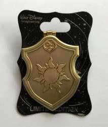 11739 - Hinged Princess Crest - Rapunzel - Walt Disney Imagineering alternate image