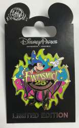 11902 - Fantasmic! Anniversaries - 25th Anniversary - Mickey and Maleficent - Theme Park Cast Member Exclusive alternate image