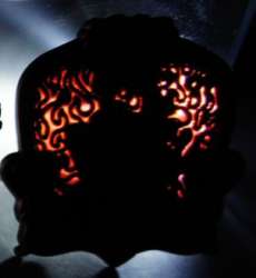 1008 - Villainous Stained Glass Frames Series - Queen of Hearts - Disney Studio Store Hollywood / Soda Fountain alternate image