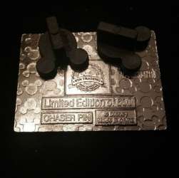 11888 - Disney Films Mystery Collection - The Lion King - Scar CHASER alternate image