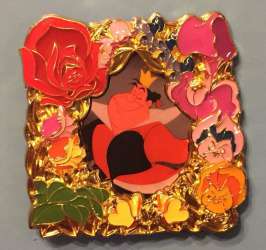 5483 - September 2017 Park Pack - Flower Frame - Version 3 - Queen of Hearts - Disney Store US alternate image