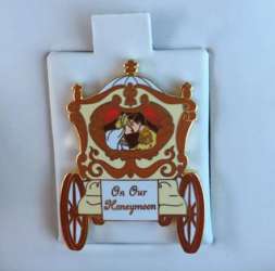 18934 - Disney's Grand Floridian Resort & Spa - Grand Floridian Honeymoon Package Pin - Walt Disney World alternate image