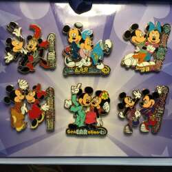 24156 - GenEARation D - Commemorative Gift Set - Commemorative Gift Set - Walt Disney World alternate image