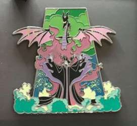 19067 - December 2017 Park Pack 4.0 - Sleeping Beauty Jumbo Pin Set - Limited Edition - Version #1 - Maleficent with Green Background - Disney Store US alternate image