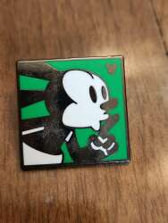 2014 Hidden Mickey - Oswald Expressions - Shushing Oswald - DLR