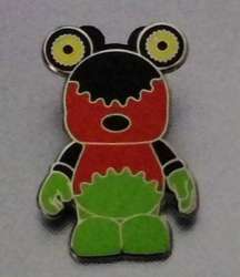 'Vinylmation Mystery Pin Series - Urban #3 - Red Gears - MLT'
