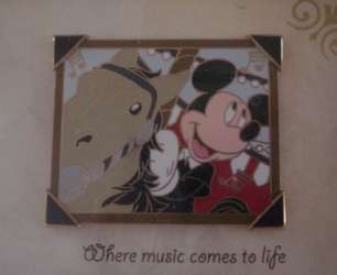 'Mickey&#039;s Pin Festival of Dreams - Picture the Moment - Mickey Where Music Comes to Life - DLR'