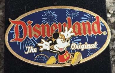 25660 - Disneyland Resort - Mickey Mouse - Disneyland Resort alternate image