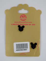 4254 - Stunning Silhouette - Snow White Jumbo Limited Edition Pin - Disney Store US alternate image