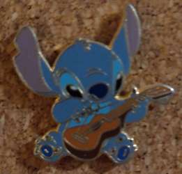 25821 - Lilo & Stitch - Stitch Playing Ukulele - Disneyland Resort Paris alternate image