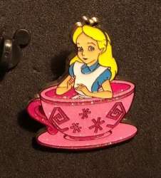 4566 - Shop & Reward Mad Hatter Tea Cup Mystery Set - Alice - Hong Kong Disneyland alternate image