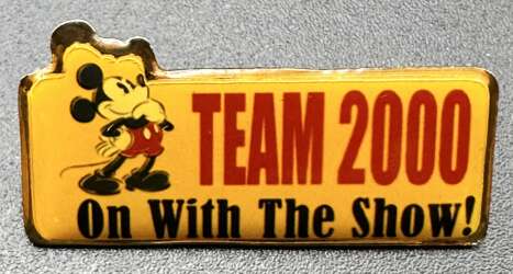'Team 2000 - On With The Show - DSUS'