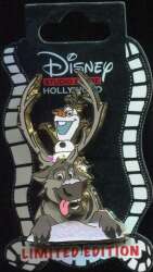 'Frozen Summer Sing-Along Release - Olaf on Top of Sven - DSSH'